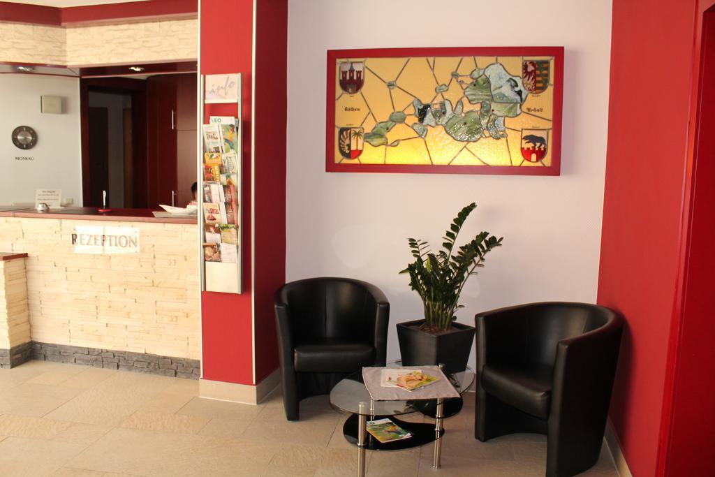 Hotel Anhalt Кьотен Екстериор снимка